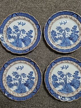 Booths Real Old Blue Willow  Bread & Butter Plates~6 1/8"~ Gold Rim  England